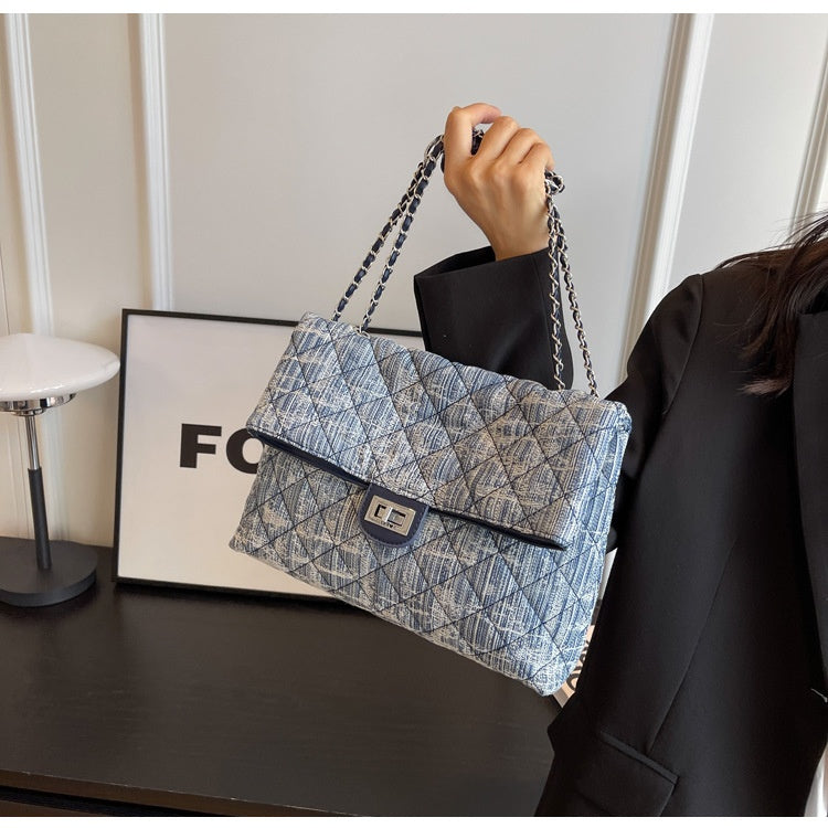 Trendy Women's Bags Design Personality Distressed Chain
